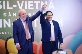 政府总理范明政和巴西总统卢拉出席越巴经济论坛