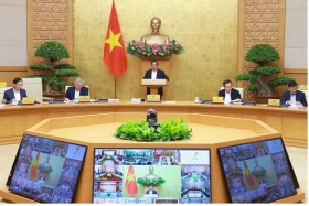 PM calls for flexible response to US tariffs, maintaining 8% growth target