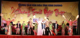 Sôi nổi các hoạt động văn hóa - văn nghệ chào mừng những ngày lễ lớn