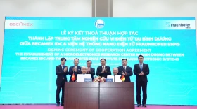 Ký kết thỏa thuận hợp tác giữa Tổng Công ty Becamex IDC và Viện Hệ thống Nano Điện tử Fraunhofer ENAS (CHLB Đức)
