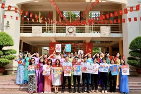 Trường học rộn ràng các hoạt động giáo dục truyền thống cho học sinh