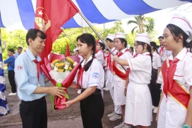 Gần 400 đội viên tham gia hội thi “Nghi thức Đội - Chỉ huy Đội - Phụ trách sao giỏi và múa hát tập thể Bình Dương” năm 2025