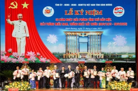 Tiếp tục phát huy mạnh mẽ tinh thần Đại thắng mùa xuân...