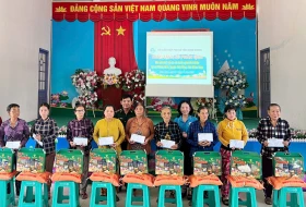 Meaning of "Accompanying women in border areas" program