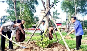 Thu Dau Mot city achieves strong economic growth while maintaining a green environment