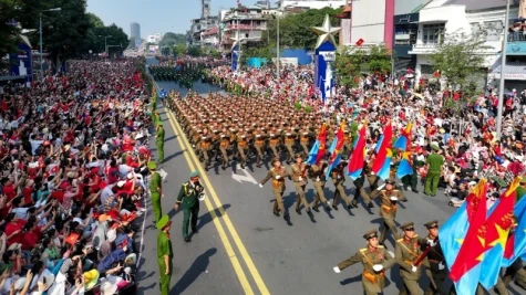 Cả nước hân hoan ngày thống nhất non sông