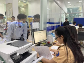 Cảnh sát giao thông tỉnh tiếp nhận, giải quyết 13.250 trường hợp cấp, đổi giấy phép lái xe