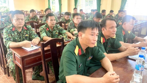 Bộ Chỉ huy Quân sự tỉnh huấn luyện bổ túc sĩ quan dự bị cấp đại đội năm 2025