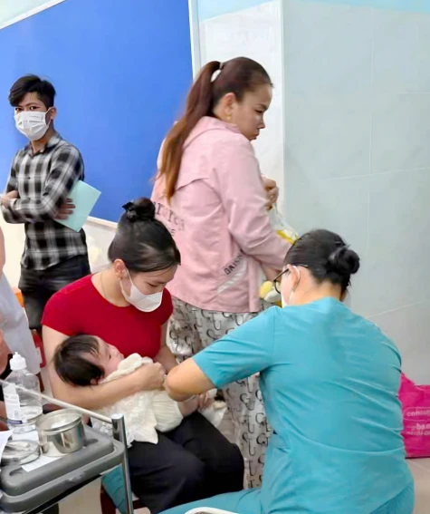 TP.Bến Cát: Tiêm vắc-xin sởi đợt 3 cho trẻ em