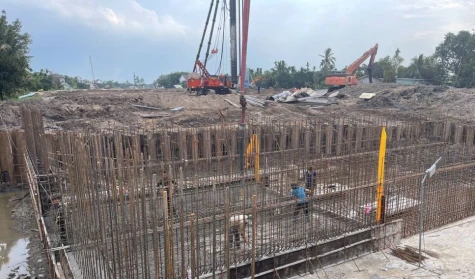 “Vượt nắng, thắng mưa” trên công trình trọng điểm