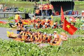 Đội thuyền TP.Thuận An: “Làn gió mới” trên đường đua xanh