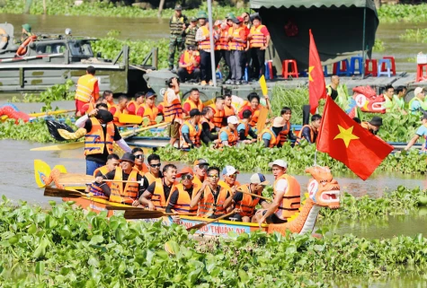 Đội thuyền TP.Thuận An: “Làn gió mới” trên đường đua xanh