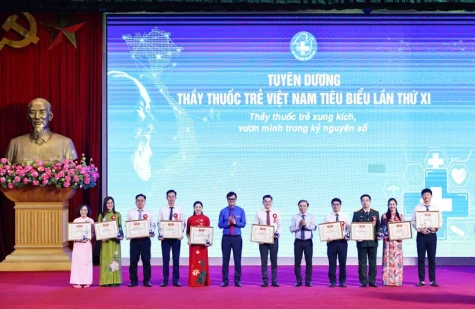 Vinh danh 10 Thầy thuốc trẻ Việt Nam tiêu biểu và 10 Thầy thuốc trẻ triển vọng