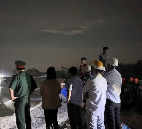 Tìm kiếm công nhân công trường nghi bị nước cuốn trôi mất tích