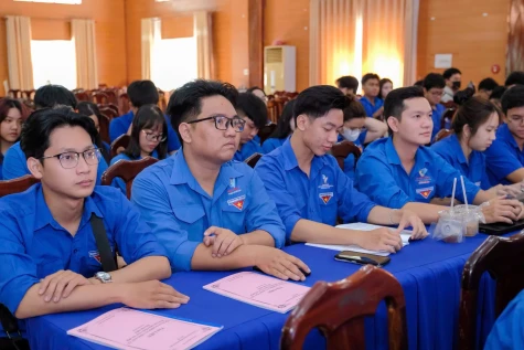 Thành đoàn Dĩ An: Bồi dưỡng nghiệp vụ đội công tác xã hội thanh niên
