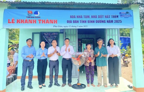 Tỉnh đoàn: Khánh thành công trình xóa nhà tạm, nhà dột nát