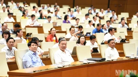 Cần giải pháp ổn định bộ máy và đời sống nhân dân khi tổ chức chính quyền địa phương 2 cấp