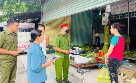 Bảo đảm trật tự đô thị, trật tự công cộng: Tăng cường tuyên truyền gắn với xử lý nghiêm vi phạm