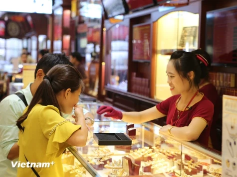 Giá vàng điều chỉnh mạnh, thương hiệu SJC xuống ngưỡng 119,4 triệu đồng