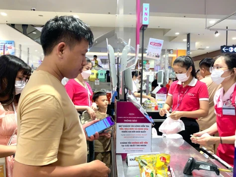 Đẩy mạnh thanh toán không dùng tiền mặt