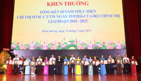 Đưa việc học tập, làm theo Bác vào chiều sâu, gắn với thực tiễn