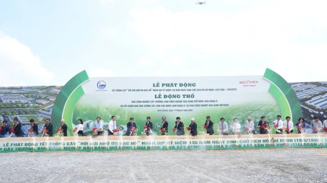 Bình Dương khởi công 2 khu công nghiệp thế hệ mới và đón nhận quyết định thành lập Khu công nghệ thông tin tập trung