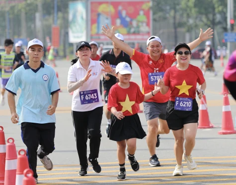 Giải chạy “Chung tay xóa nhà tạm, nhà dột nát trên địa bàn tỉnh Bình Dương năm 2025” thành công tốt đẹp