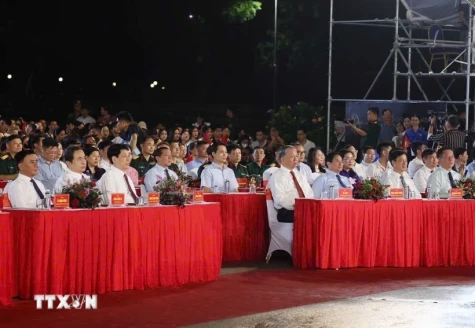 Lãnh đạo Đảng, Nhà nước dự chương trình nghệ thuật về Chủ tịch Hồ Chí Minh