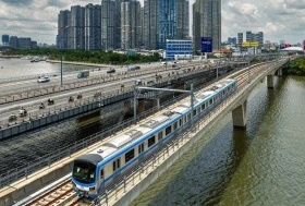 胡志明市拟发展10条城市铁路