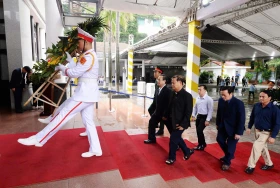 Đoàn lãnh đạo tỉnh Bình Dương viếng lễ tang nguyên Chủ tịch nước Trần Đức Lương