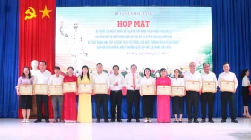 Đưa việc học tập, làm theo Bác đi vào chiều sâu
