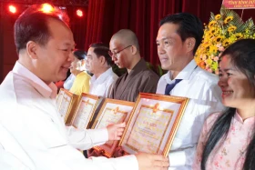 “Hiệp sĩ hút đinh” Phùng Hữu Hiệp
