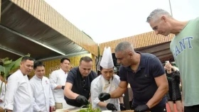 岘港市通过美食塑造其独特旅游品牌