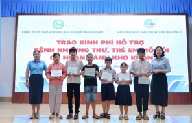 Hội Liên hiệp Phụ nữ huyện Phú Giáo: Trao hỗ trợ trẻ em khó khăn