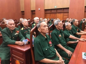 Họp mặt kỷ niệm 60 năm Ngày truyền thống Tiểu đoàn Phú Lợi