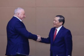 Vietnam, Hungary enhance friendship