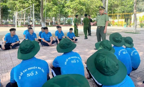 Tập huấn công tác nội vụ cho học viên cai nghiện ma túy