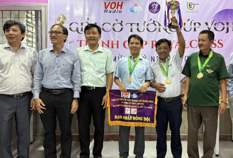 Báo Bình Dương nhất đồng đội Giải cờ tướng úp Đài tiếng nói Nhân dân TP.Hồ Chí Minh