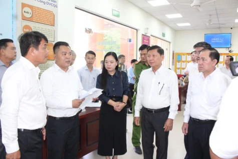 Lãnh đạo tỉnh kiểm tra, khảo sát các điều kiện, cơ sở vật chất các xã mới trên địa bàn huyện Bàu Bàng