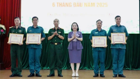 TP.Thủ Dầu Một chuẩn bị mọi mặt để thành lập Ban Chỉ huy Quân sự 5 phường mới theo quy định
