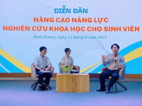 Phát triển tư duy và kỹ năng nghiên cứu khoa học cho sinh viên