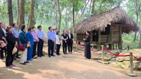Các đại biểu Quốc hội về nguồn tại tỉnh Tuyên Quang và Thái Nguyên