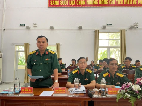 Bàn giao sơ bộ các mặt của Ban Chỉ huy Quân sự TP.Thủ Dầu Một