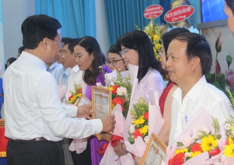 Trường Đại học Thủ Dầu Một trở thành trung tâm đào tạo, nghiên cứu khoa học đa ngành, có uy tín