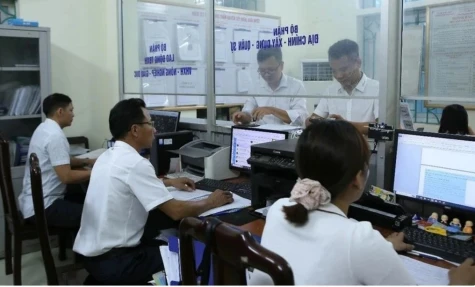 PM orders swift action on public resources amid administrative restructuring
