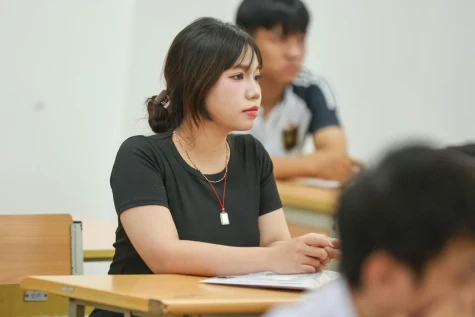 Hôm nay, hơn 1,15 triệu thí sinh bắt đầu làm bài thi Tốt nghiệp THPT 2025