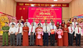 Công bố các Quyết định thành lập Đảng bộ xã Phước Thành và cán bộ chủ chốt
