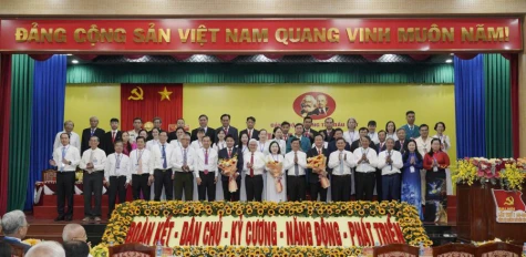 Đồng chí Nguyễn Thu Cúc giữ chức Bí thư Đảng ủy phường Thủ Dầu Một